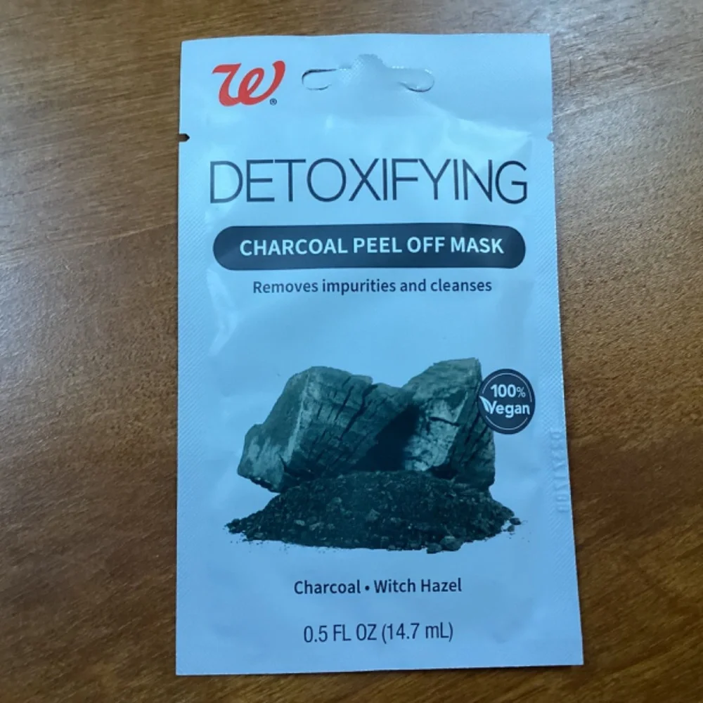 Walgreens Detoxifying Charcoal Peel Off Masks 14.7 ml 6 pack New